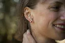 apple_earrings_1200x800_04.webp