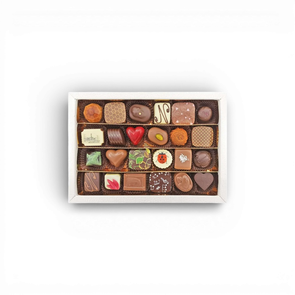 [8722069163983770] DON COCO - Bonboniéra 24ks pralinek 300g (průhledná)